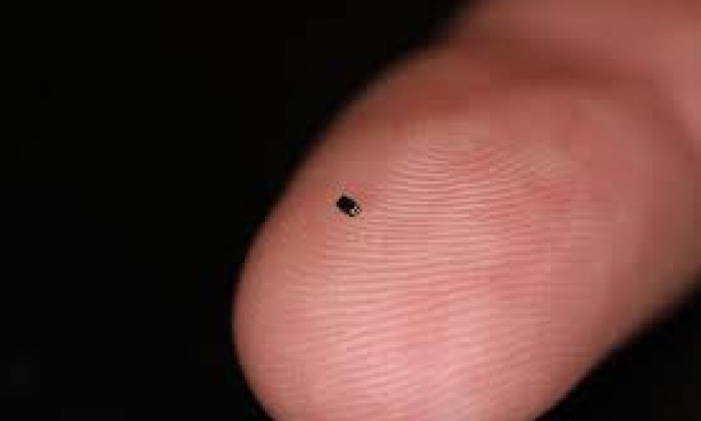 النانو كاميرا