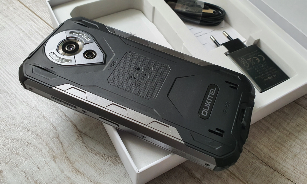 مراجعة أفضل و أقوى هاتف ذكي بمواصفات خيالية وسعر معقول Oukitel wp16