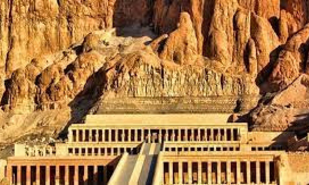 شهر مارس ...و ذكري إفتتاح المعبد الجنائزي "معبد حتشبسوت