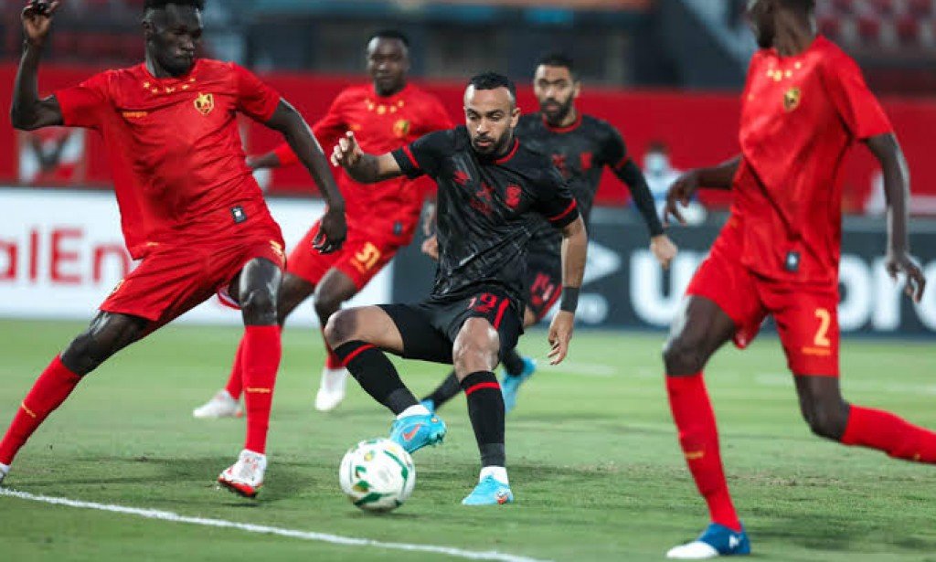 الأهلي في ورطة.. بطل القارة مهدد بالخروج بالرغم من الفوز على المريخ