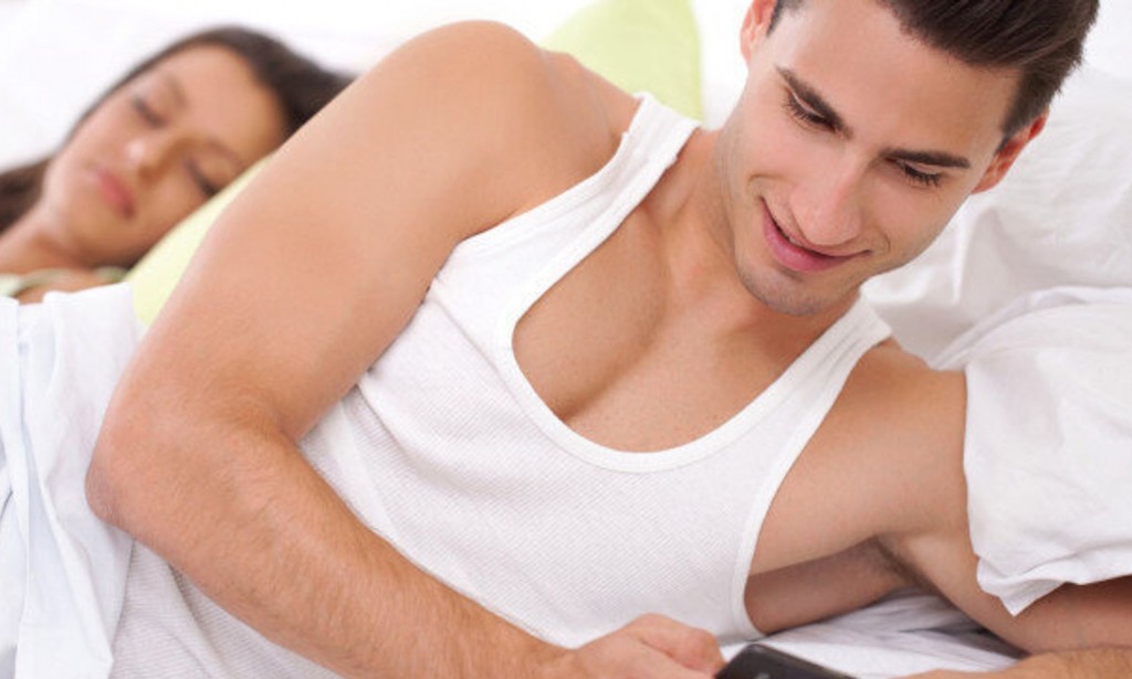 الخيانة الزوجية في عصر التكنولوجيا