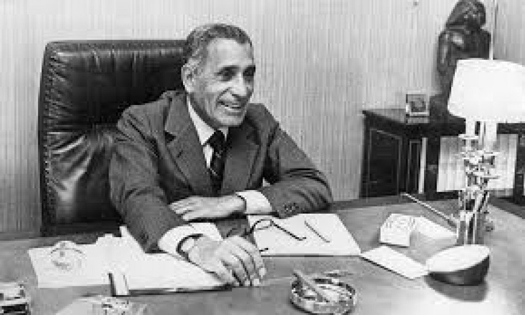 صور من حياة الصحفى الأشهر فى تاريخ مصر