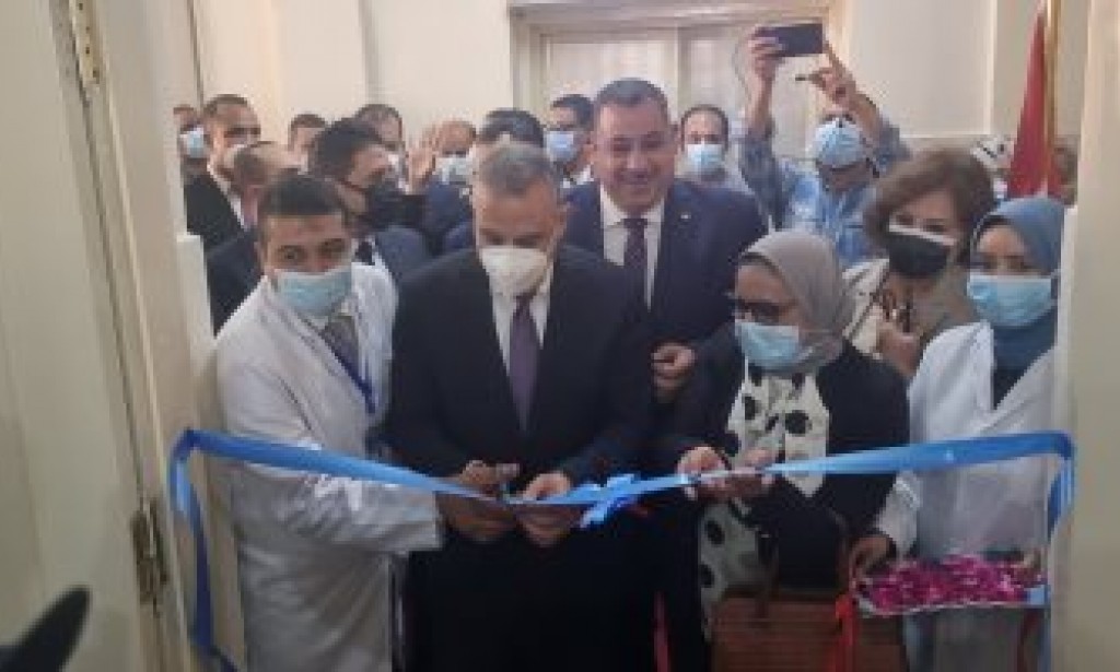 محافظ سوهاج يفتتح وحدة الأشعة المقطعية الجديدة بمستشفى الحميات