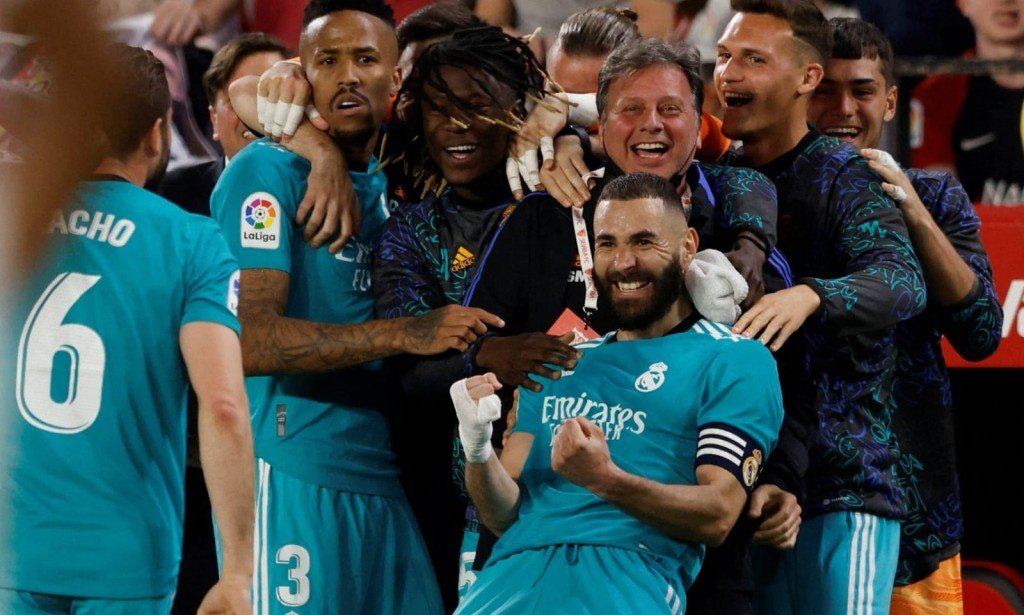 ريال مدريد  إشبيلية املخص اللقاء الملكي وريمونتادا جديدة