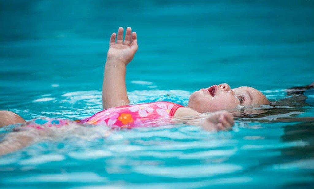¿Por Qué Deberías Aprender A Nadar?