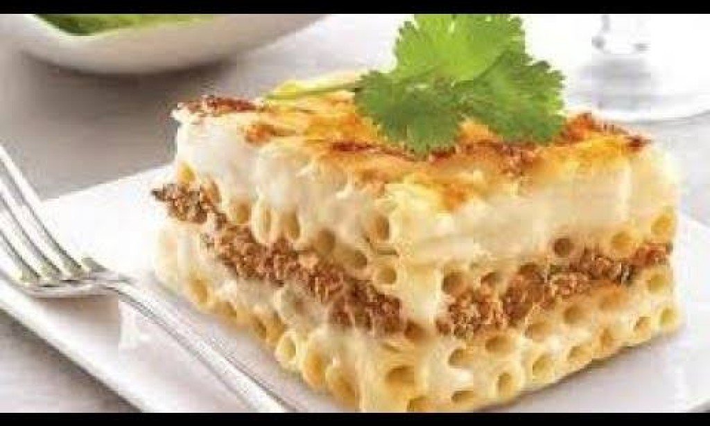 طريقة عمل المكرونه البشاميل بصدور الفراخ اللذيذة