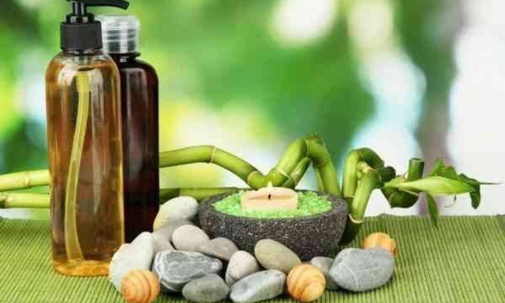 آثار الزيت المعدني على بشرتك