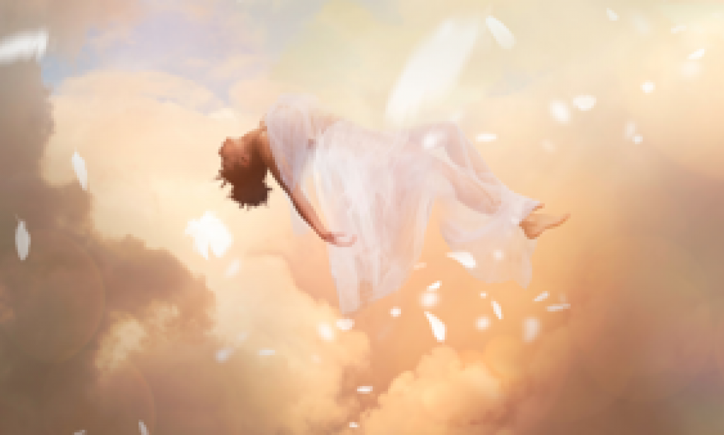 من هو أمينا ديل ؟ هل هو أول ملاك خلق الله؟