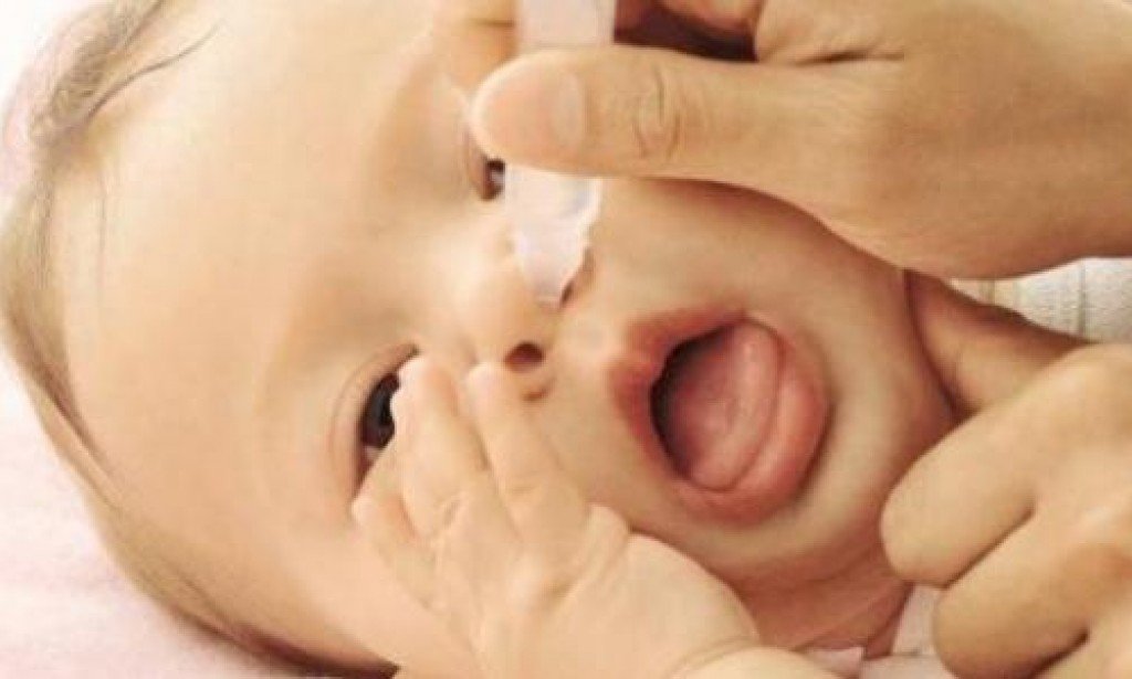 كيف اخلي طفلي يستفرغ البلغم