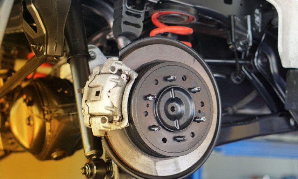 صوت عند الضغط على الفرامل