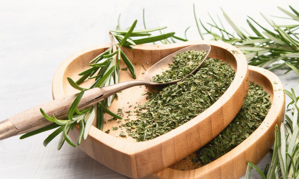 العشبة المعجزة لإنزال الدورة الشهرية