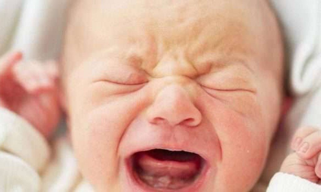 اشهر اسباب المغص عند الرضع وطرق العلاج