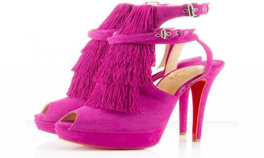 تفسير حلم ضياع الحذاء الوردي للعزباء