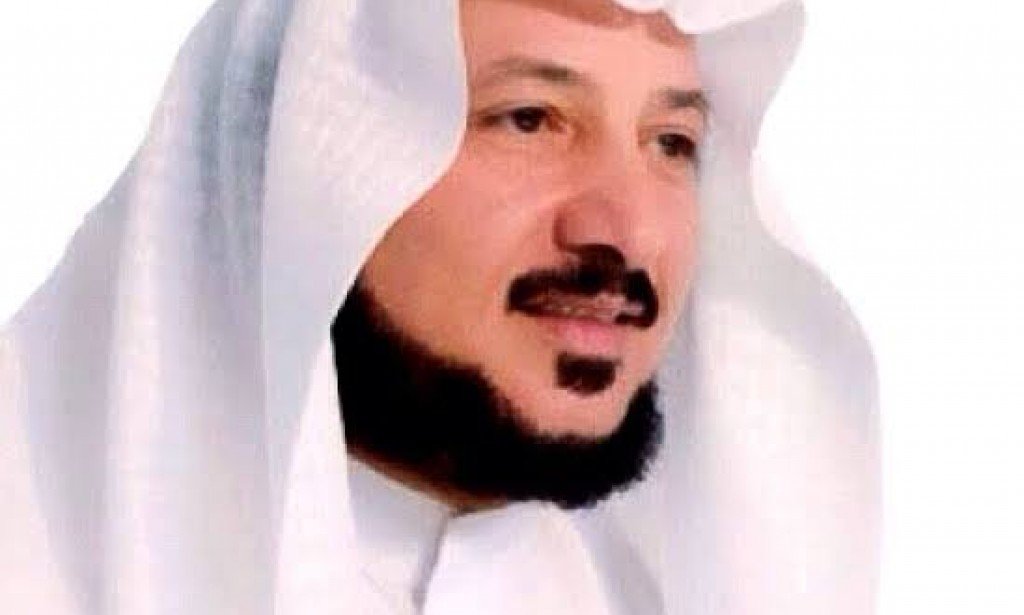 عبد الرحمن العشماوي:   أشعاره تقطر من الدماء ، وقصائده تغمرها الدموع