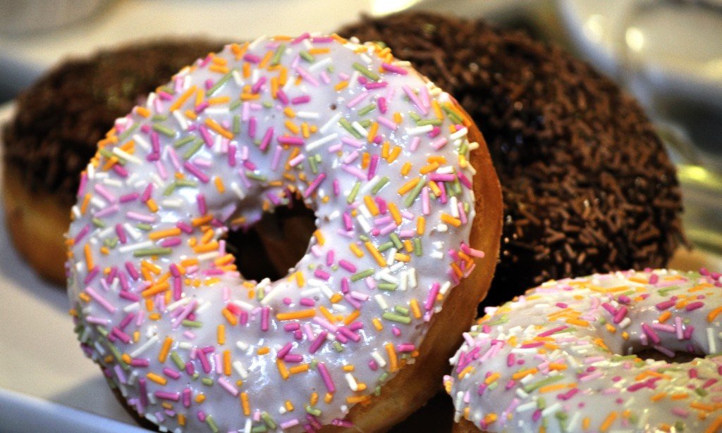 طريقة عمل الدونات بالماء