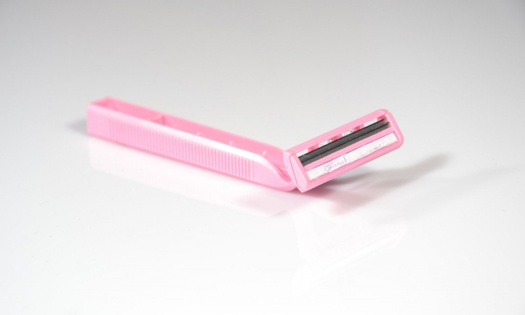 التخلص من شعر الجسم نهائيًا بهذه الأعشاب