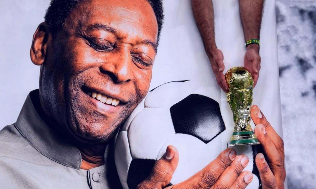 وفاة أسطورة البرازيل بيليه !!!