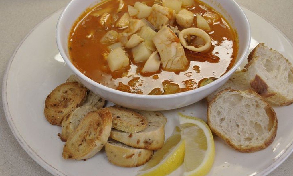 طريقة عمل شوربة سى فود بالكريمة