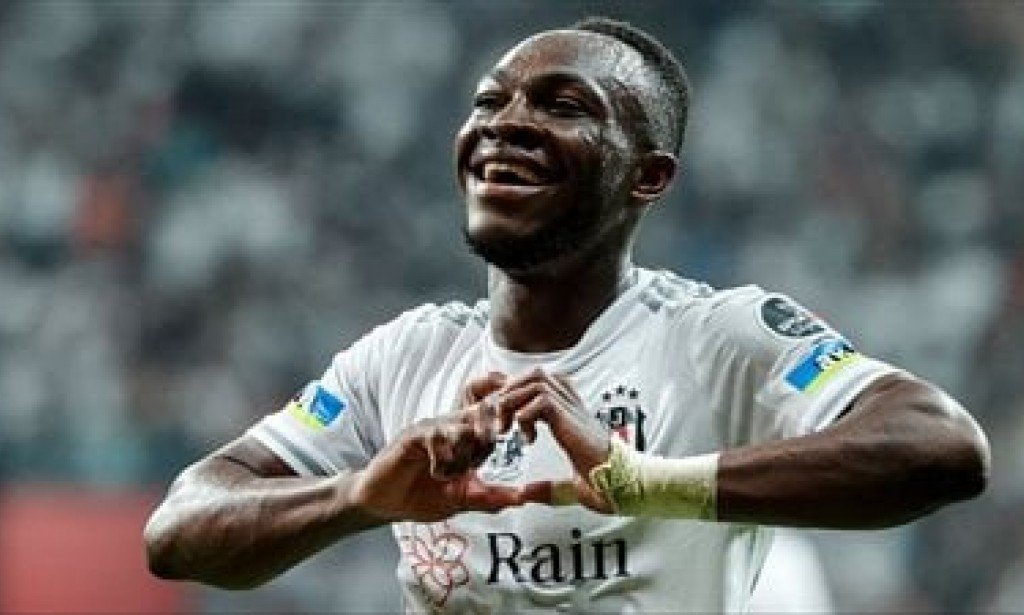 خاص «الكابتن».. التفاصيل المالية لصفقة انتقال جاكسون موليكا إلى الأهلي