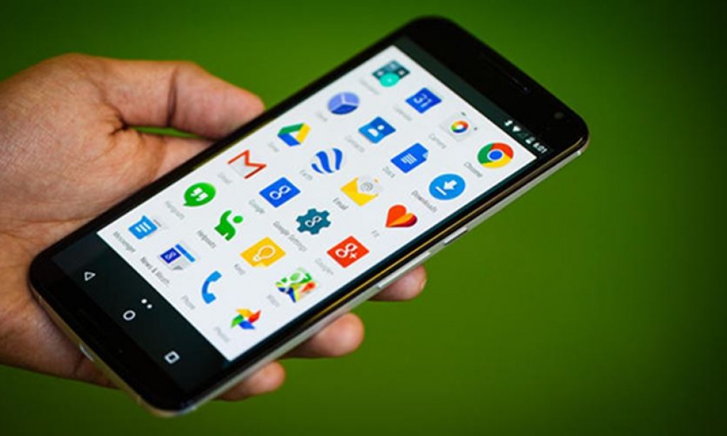 كيف تؤثر الهواتف الذكية علي صحتك؟