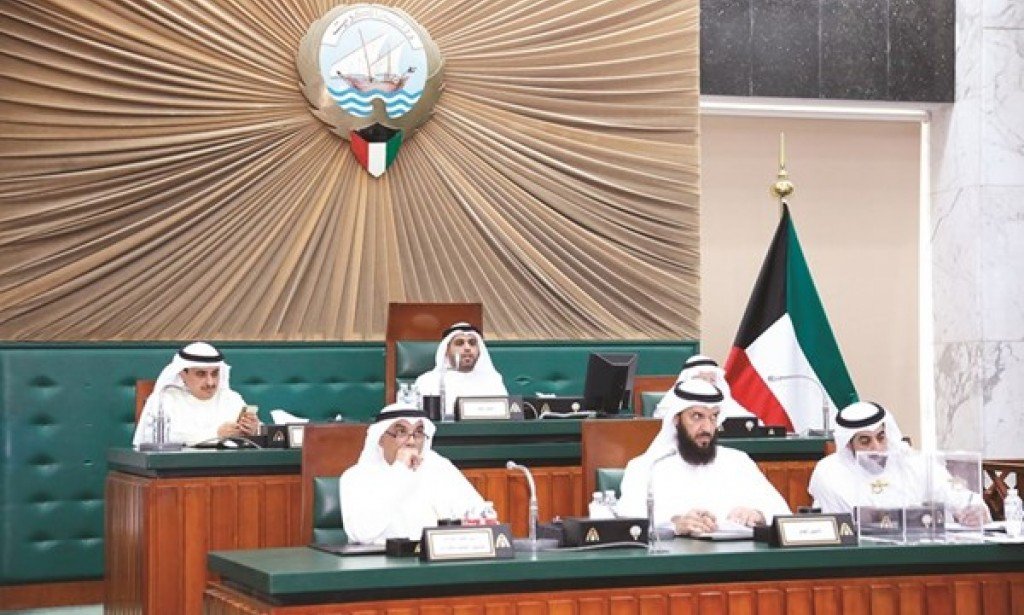 كم عدد اعضاء المجلس البلدي الكويتي