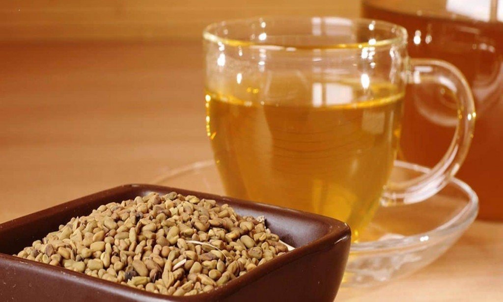 فوائد الحلبة للنساء لتكبير الثدي