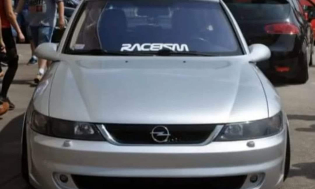 مميزات وعيوب سيارة اوبل فيكترا